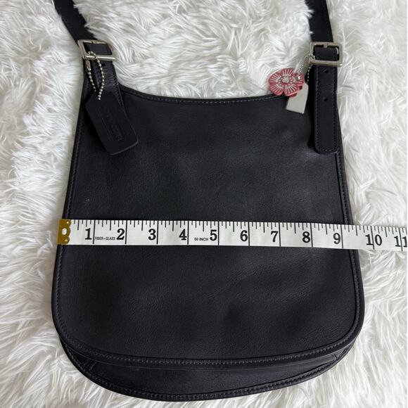 Vintage COACH 9131 Navy Nickle Small Hippie Flap Crossbody Bag - Picture 9 of 10